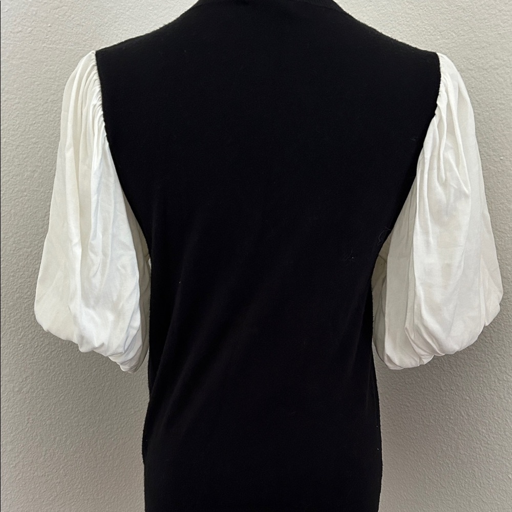 Black & White Peter Pan Collar Puff Sleeve Top - Picture 2 of 5
